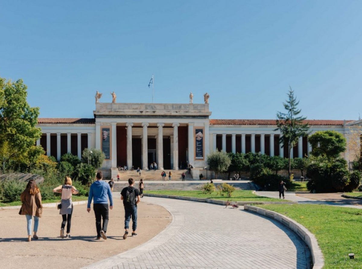 Ξενάγηση στο Εθνικό Αρχαιολογικό Μουσείο από τον σύλλογο Εμπεσιωτών Αθήνας
