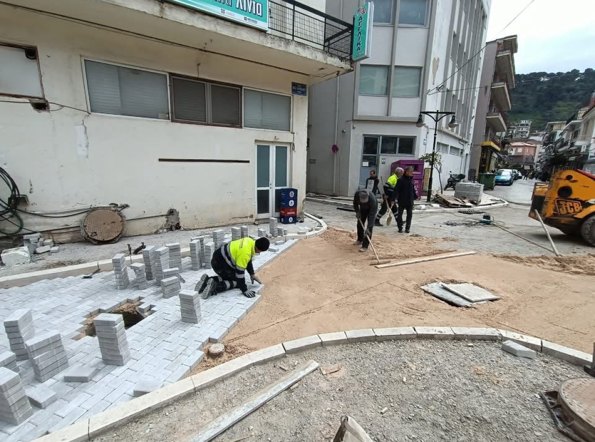 Αμφιλοχία: Συνεχίζονται οι εργασίες για το Open Mall