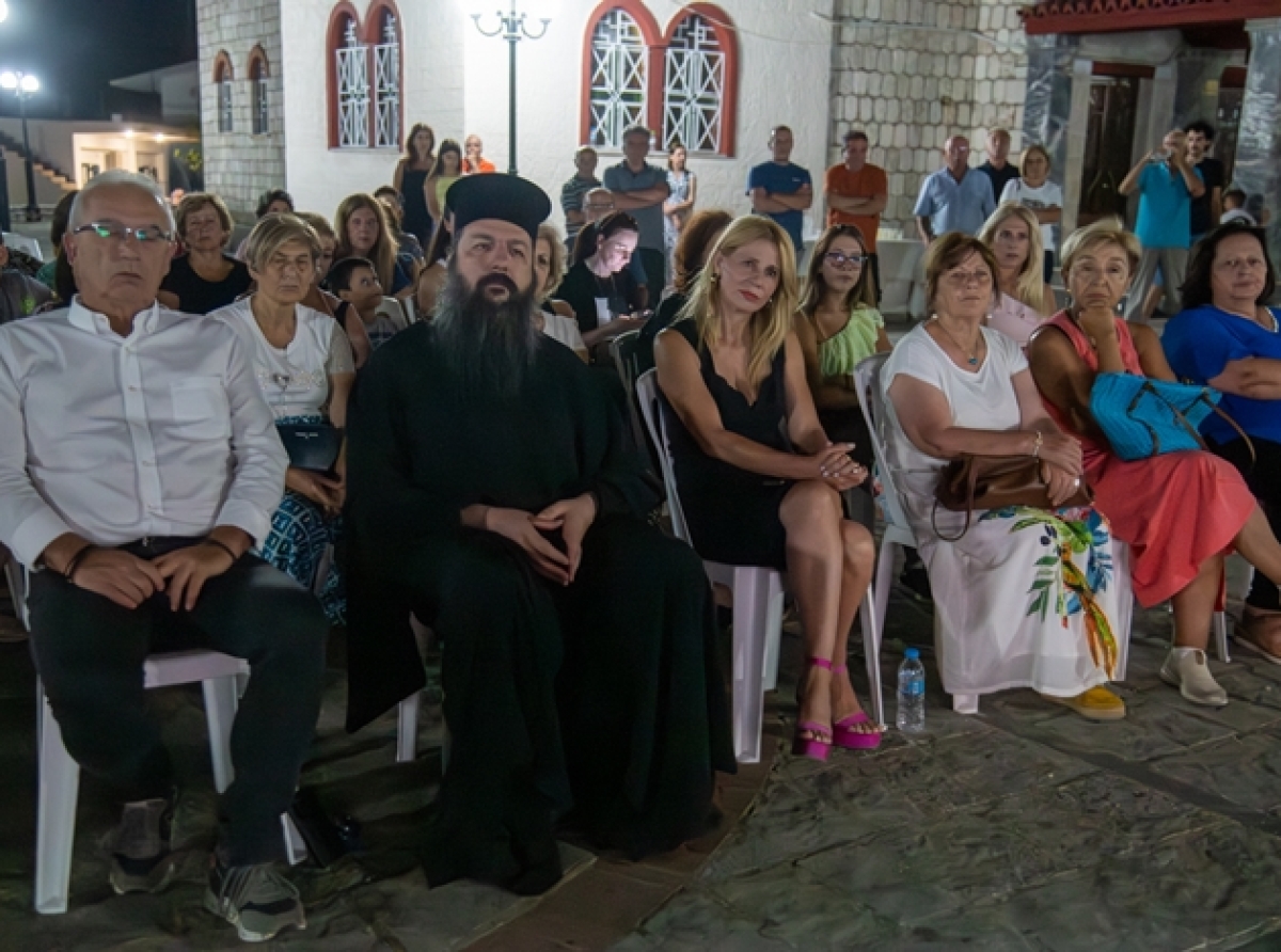 Μεγάλη επιτυχία σημείωσε η προβολή του ιστορικού ντοκιμαντέρ ΙΧΝΗ ΚΑΠΝΟΥ στο Σπάρτο Αμφιλοχίας