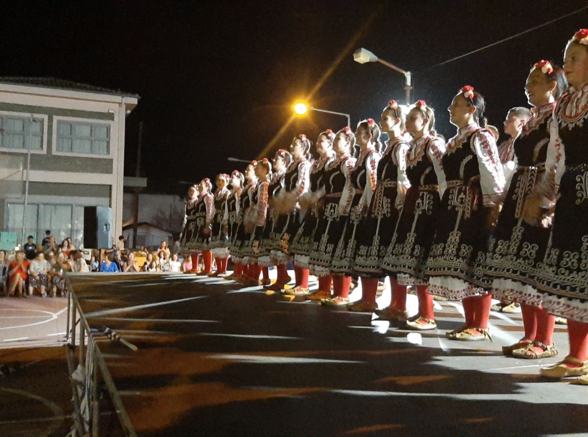 Διεθνές Φεστιβάλ Παραδοσιακών Χορών στο Μενίδι