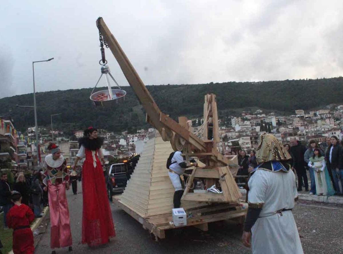 Ξεσήκωσε την Αμφιλοχία το Αμφιλοχιώτικο Καρναβάλι 2026 – Μια πόλη γεμάτη χρώμα και χαμόγελα!