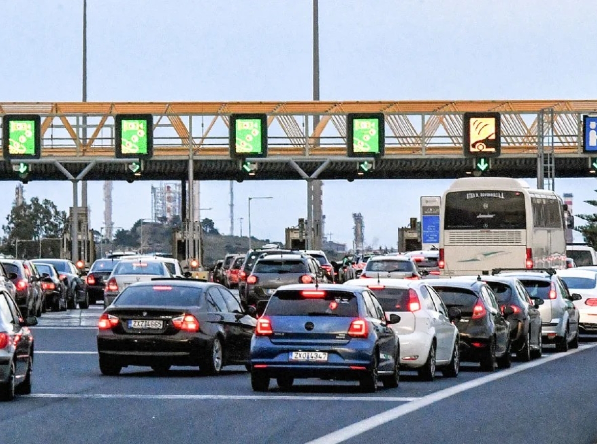 Αυξημένα μέτρα της Τροχαίας και απαγόρευση φορτηγών για το τριήμερο της Καθαράς Δευτέρας
