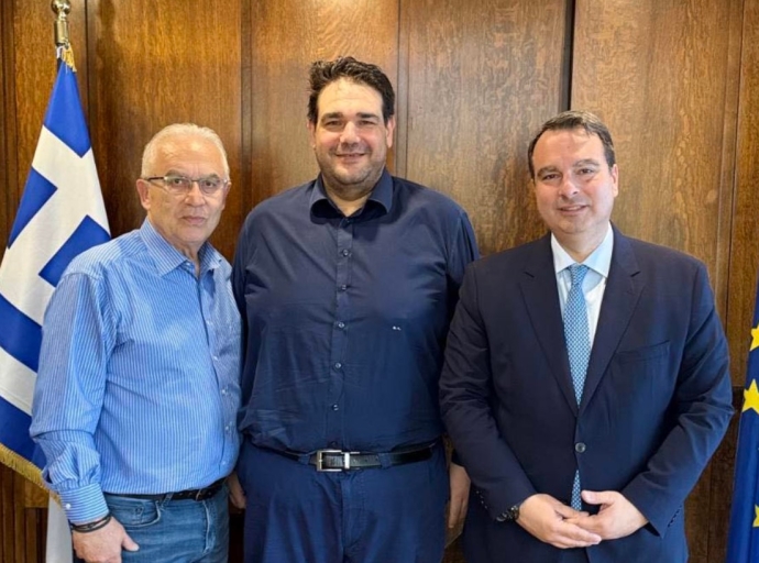 Στο τραπέζι τα μεγάλα θέματα της Αμφιλοχίας – Συνάντηση Δημάρχου με τον Υπουργό Εσωτερικών Θ. Λιβάνιο