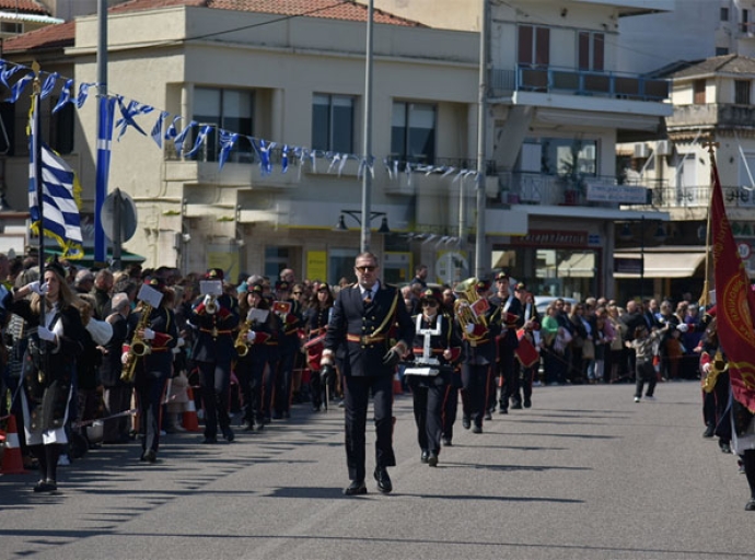 Η Δημοτική Φιλαρμονική Αμφιλοχίας στις Γιορτές Εξόδου Μεσολογγίου