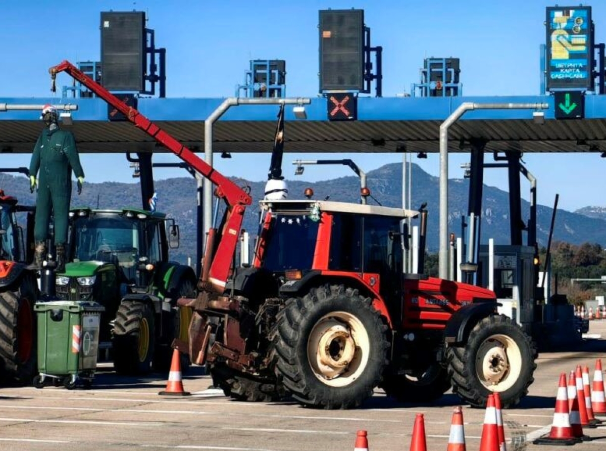 Αιτωλοακαρνανία: Στο εδώλιο 48 αγρότες για τα μπλόκα