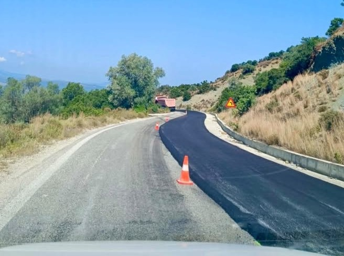 Παρεμβάσεις συντήρησης στο επαρχιακό οδικό δίκτυο Σαρδίνια – Βαρετάδα